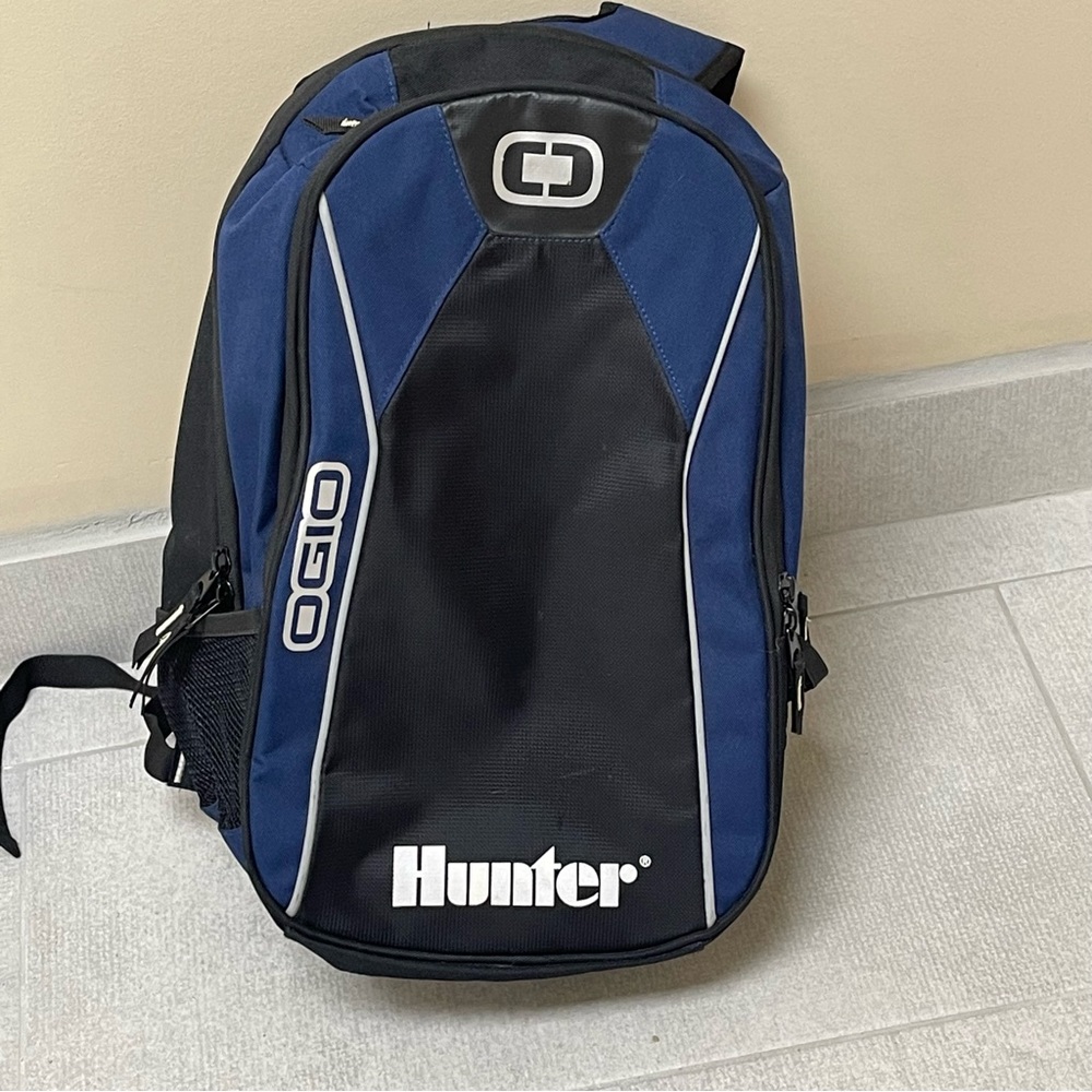 OGIO Backpack 19” Blue Black Padded Laptop Sleeve Bag School Company Logo Hunter